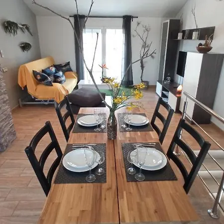 Apartamento Zen Apartment Deltebre